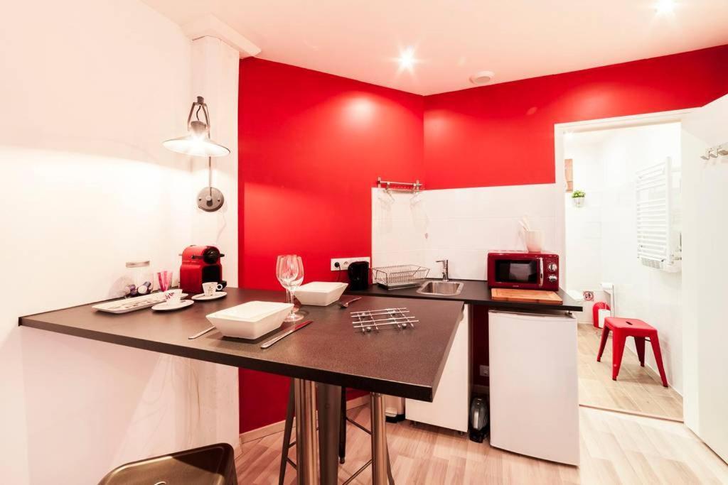 Le Studio De La Place Saint-Jean Du Vieux Lyon Ail Exteriör bild
